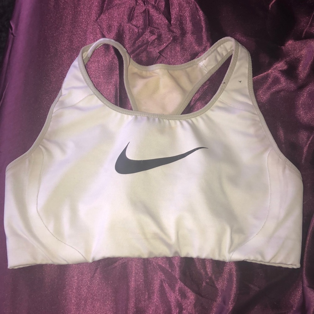 Nike women’s sports bra
